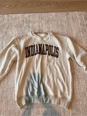 Cream 'Indianapolis' Crewneck Sweatshirt - Classic Collegiate Style